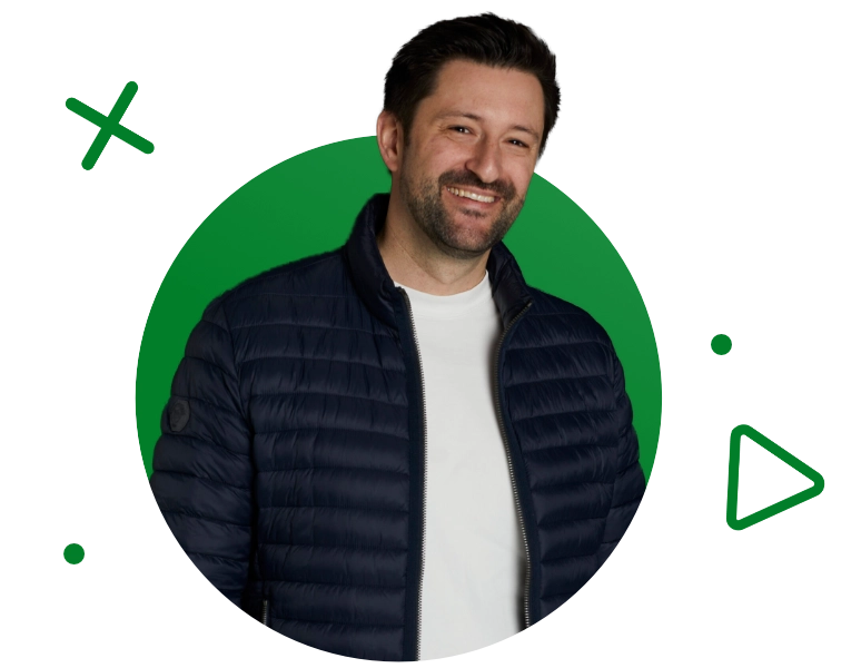 <strong class="d-block">Tobias Geisler </strong>Managing Director<br/>of trinidat